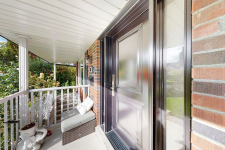 For Lease - 68 Christina Crescent, Toronto, Ontario - Photo 5