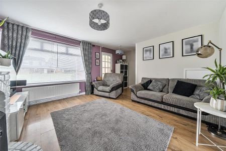3 bedroom terraced house to rent - Photo 2