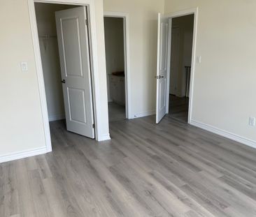 For Lease - 32 Purple Sage Drive, Brampton, Ontario - Photo 4