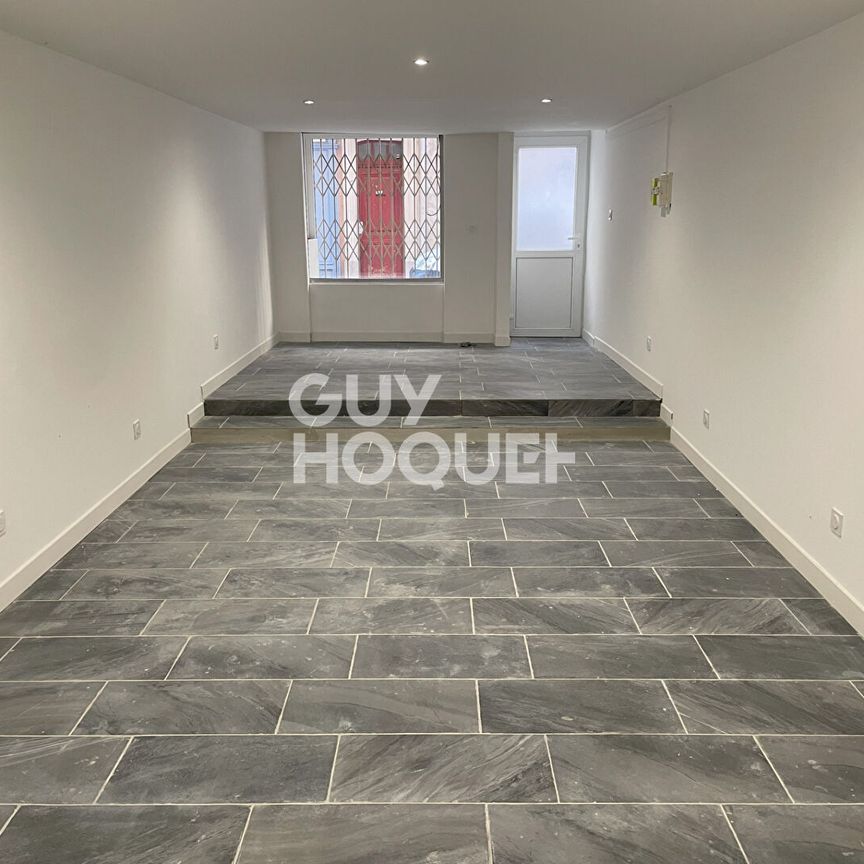 LOCAL COMMERCIAL AVEC STUDIO - Centre Historique - Photo 1