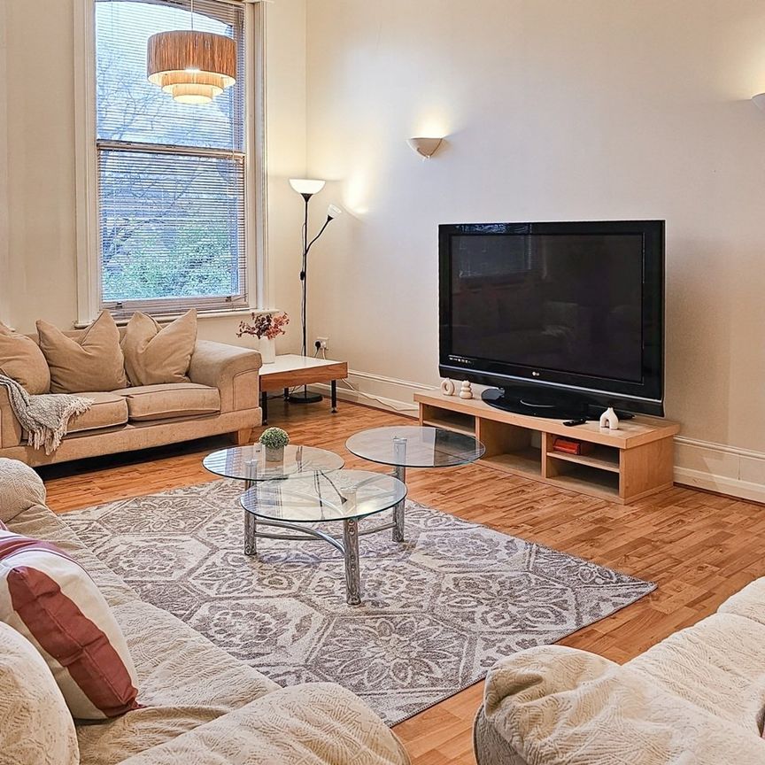 2 Bed Flat, Carlton Road, M16 - Photo 1
