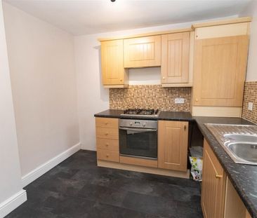 2 Bedroom Maisonette - Photo 4