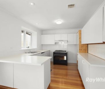 Flexible Family Living with a Separate Rear Unit - Photo 6
