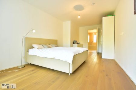 Familienwohnung mit zwei Master Suiten und eigenem Garten! - Photo 3