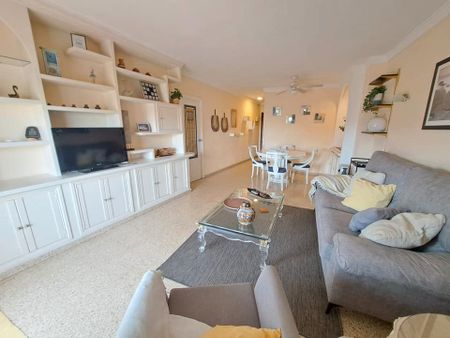 Piso de alquiler en Calle de Ramón Gómez de la Serna, Ricardo Soriano - Photo 2