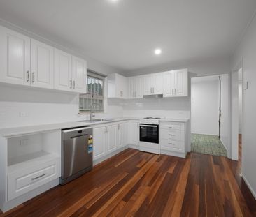 120 Raceview Street, Raceview QLD 4305 - House For Rent | Domain - Photo 6