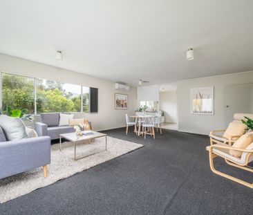 3 Bedroom Home in Karori - Photo 2