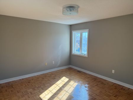 For Lease - 16 Ravine Edge Drive, Richmond Hill, Ontario - Photo 3