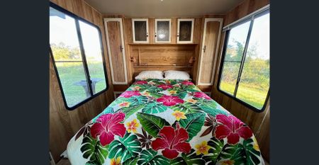 1 Bedroom Studio FREE ELECTRICITY AND WATER AVAILABLE 30/11/25 - Photo 2