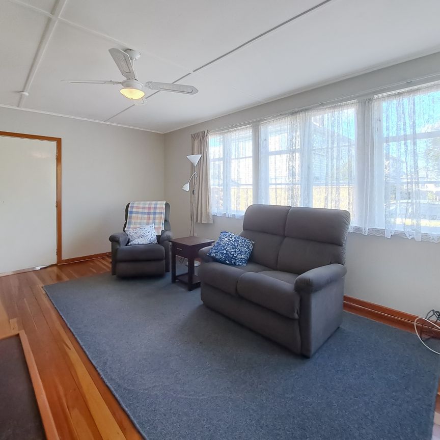 Naenae Living - Photo 1