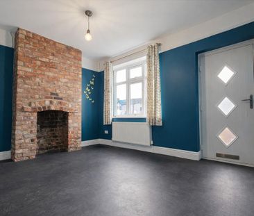 2 bedroom semi-detached house to rent - Photo 2