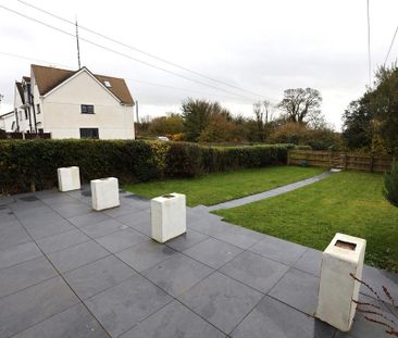 3 bedroom terraced house to rent - Photo 2