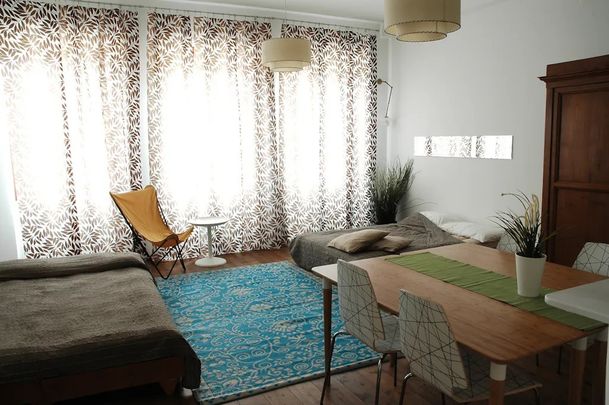 Via dei Pepi, Florence, Tuscany 50122 - Photo 1