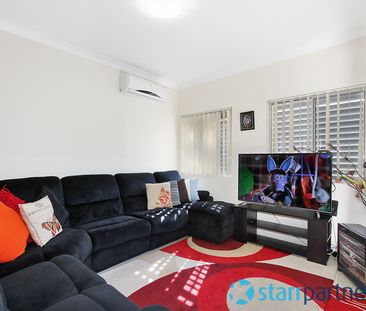 MODERN 2 BEDROOM APARTMENT - Photo 1