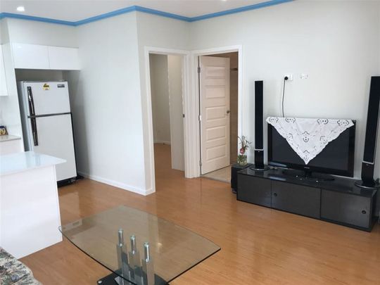 Beautiful 2 Bedroom Grannyflat - Photo 1