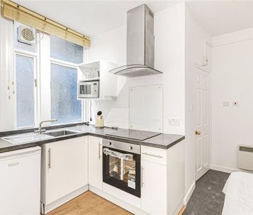 Studio to rent - Photo 6