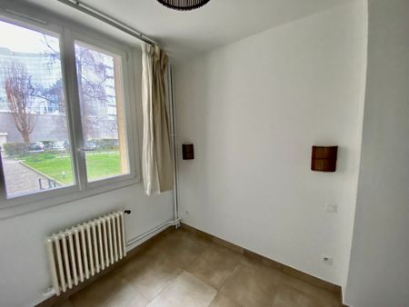 Location appartement 1 pièce, 12.21m², Boulogne-Billancourt - Photo 3