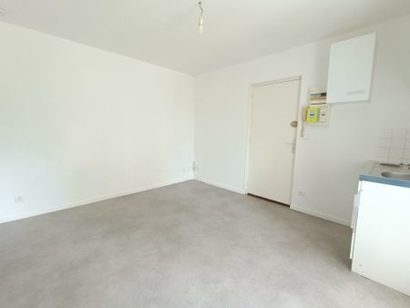 Location Appartement 1 pièce 18m² REIMS 51100 - Photo 5