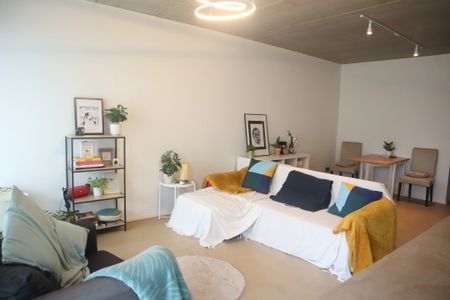 A VOIR !!! Superbe appartement 2ch neuf près des Guillemins - Photo 2