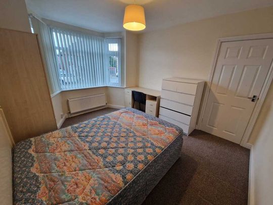 4 Bed Student Accommodation - Photo 1