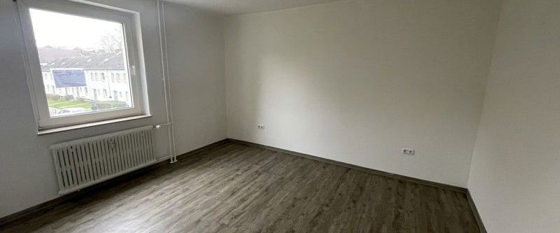 Schöne 2,5-Zi.-Wohnung mit Balkon im grünen - Photo 1