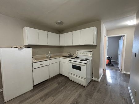 1-15 Adelaide St, Kingston, ON K7K 1Y3 - Photo 5