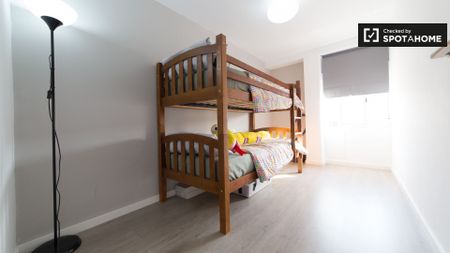 valencia, Valencian Community 46011 - Photo 5