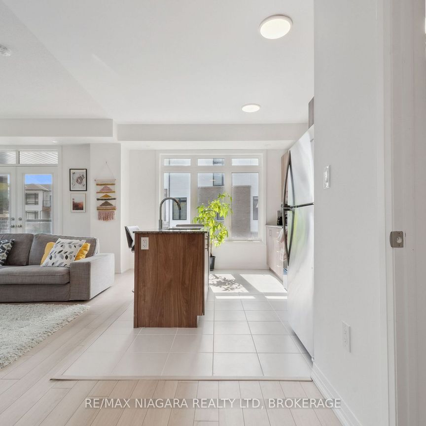 For Lease - 2 Sidney Rose Common, St. Catharines, Ontario - Photo 1