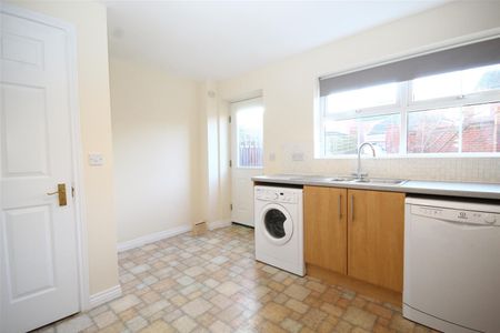 Milford Place, Fairford Leys, Aylesbury - Photo 5