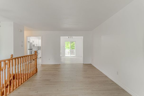 For Lease - 32 54th Street Unit# Upper, Wasaga Beach, Ontario - Photo 1
