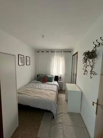 Carrer de Juan Castelló, Valencia, Valencian Community 46009 - Photo 4