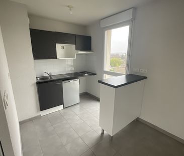 Location Appartement 2 pièces 42m² BOURGES 18000 - Photo 4