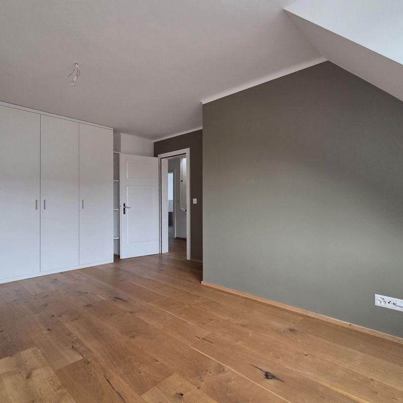 Grosszügige und moderne Dachwohnung im Gundeli - Photo 1