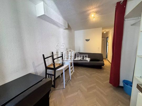 Location Studio - Photo 1