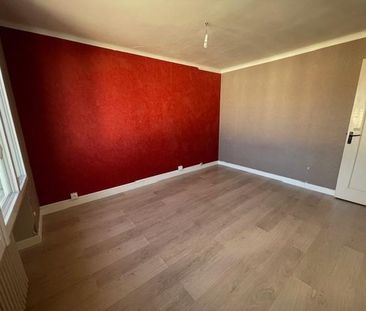 Location Appartement 4 pièces 74m² VILLEURBANNE 69100 - Photo 6
