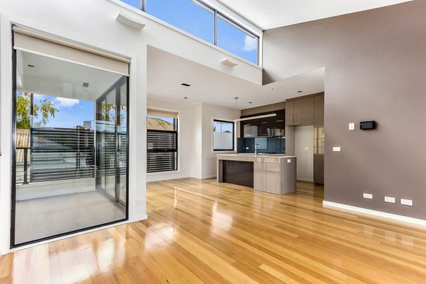 35 Abinger Street, Richmond VIC 3121 - Townhouse For Rent | Domain - Photo 1