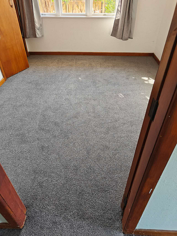 Heart Location Waterview Solid Family home - Photo 2