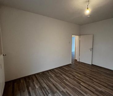 tolle 2 Zimmer Erdgeschoss Wohnung mit kleiner Terrasse - Photo 2