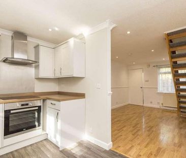 Woodhatch, Horsham, RH13 - Photo 5