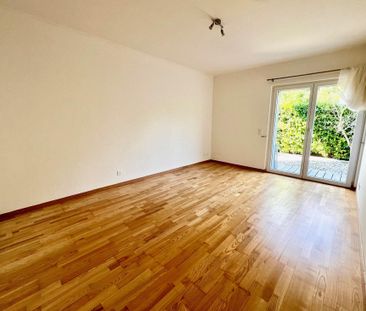 BEL APPARTEMENT AVEC TERRASSE ET PISCINE COMMUNE - Photo 3
