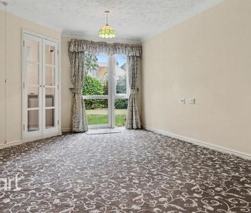 1 bedroom retirement property to rent - Photo 2