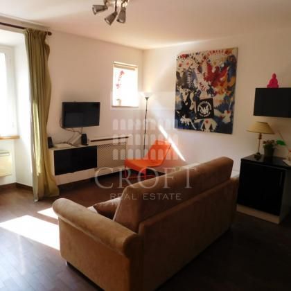 Trastevere: Furnished 1 Bedroom, lovely gated complex, excellent restored. Living-kitchen, bedroom, 2 baths, parquet, sunny, silent. Ref 1061 - Photo 4