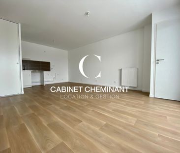 Location Appartement 2 pièces 44m² - Photo 2
