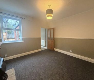 2 bedroom house to rent - Photo 2