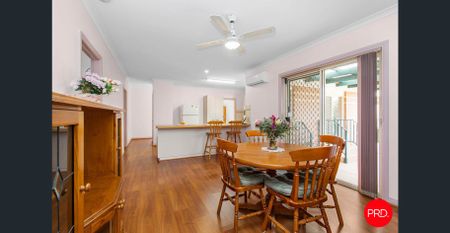 Charming 4-Bedroom Home in Quiet Court - Photo 4