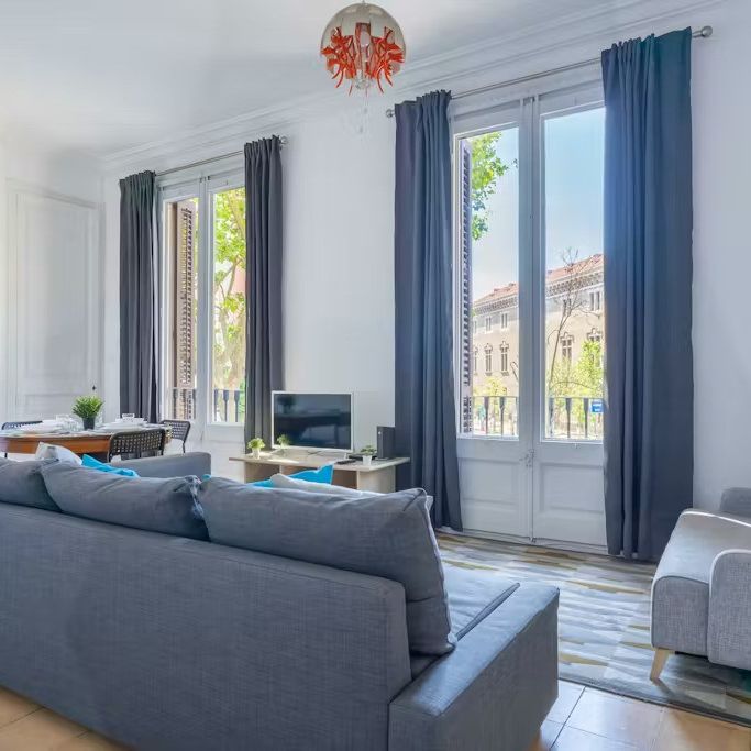 Carrer de Balmes, Barcelona, Catalonia 08007 - Photo 1