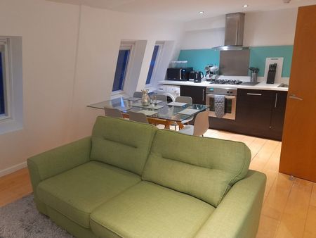 2 Bed Flat, Trafalgar Court, BN1 - Photo 3
