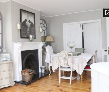 Room for rent in 5-bedroom apartment in Blackthorn, Dublin - Photo 2