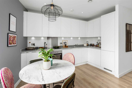 2 bedroom apartment to rent - Photo 2