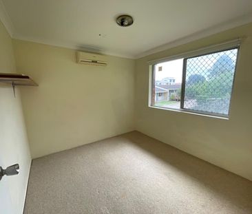 2-Bedroom Unit in Margate - Photo 2